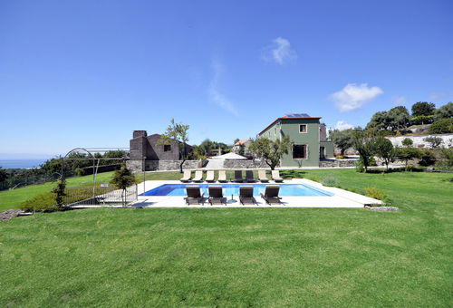 Charm, comfort and beach nearby.