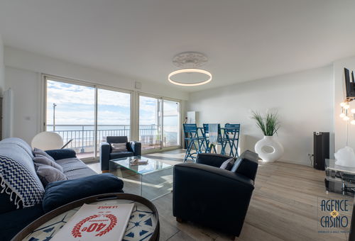 Very nice and modern sea front apartment