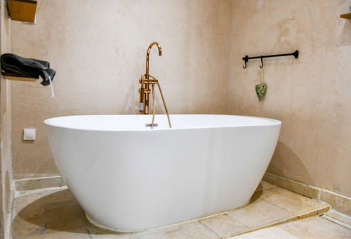 Réaménagé dans un esprit loft et contemporain.