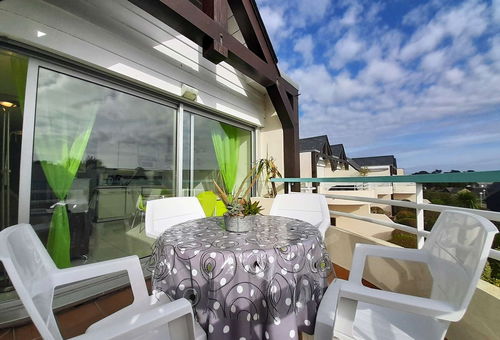 Carnac, close to the beach and the thalassotherapy, nice 2-room apartment