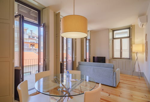 Bel appartement avec balcon.