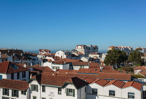 Appartement moderne en centre ville à 400m de la plage de Saint Jean de Luz
