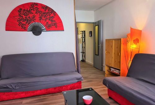 Apartment located in the cliffs area, near the beach of the Grande Conque.