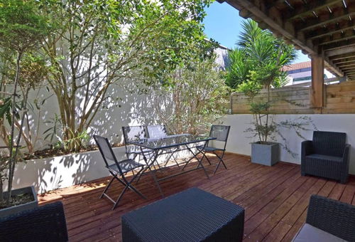 Agréable appartement avec une belle terrasse, à 15mn de la Grande Plage -...