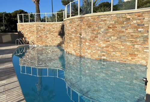 Magnifique appartement avec piscine.