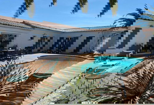 Villa de plain-pied, agréable à vivre.