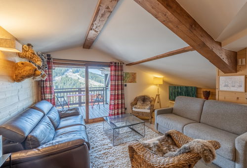 COURCHEVEL The CHALET DE L&#39;OURSE 8 apartment is located in a building...