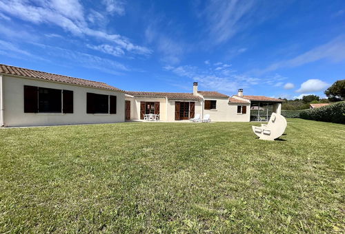 La plage à 300 mètres.