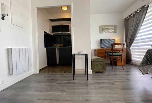 Shared pool in the residence.