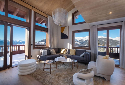 COURCHEVEL Moriond (1650) - Les Glaciers The ARCELIN 4 apartment is a...