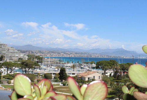 Marina Baie des Anges - Vue mer.