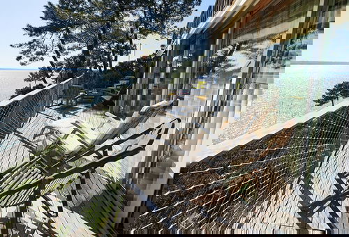 House on stilts in 1st line in Cap-Ferret incredible view