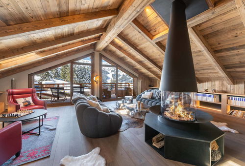 Magnificent chalet with wellness area, ideally located in Rond Point des Pistes