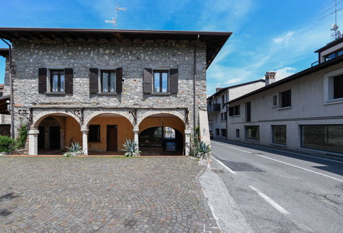 Casa Valentina in centro a Moniga BGL