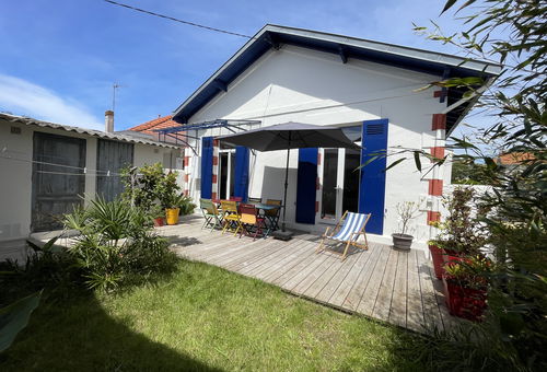 Full of charms, villa to rent in the heart of Arcachon.
