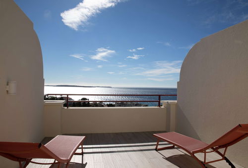 Tennis, piscine et aire de jeux - Appartement à louer à Cannes.