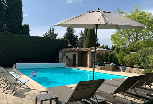 Maison proche du village de Paradou dans les Alpilles.