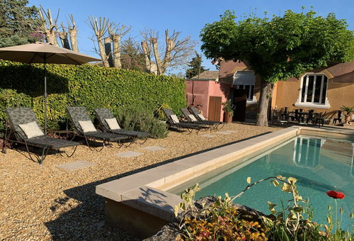 LOCATION VACANCES VERQUIERES - MAISON DES ANNEES 30 AVEC BELLE PISCINE !