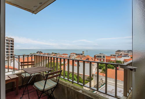 Studio located 200m from the beach - Biarritz, Les Halles district.