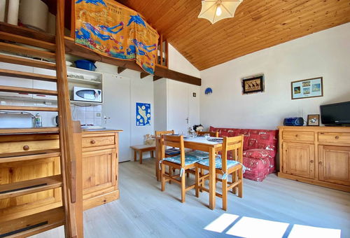 In a condominium close to the beach, 1 bedroom apartment - La Rémigeasse.