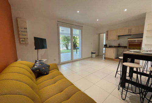 Quiet flat with enclosed garden - Aytré