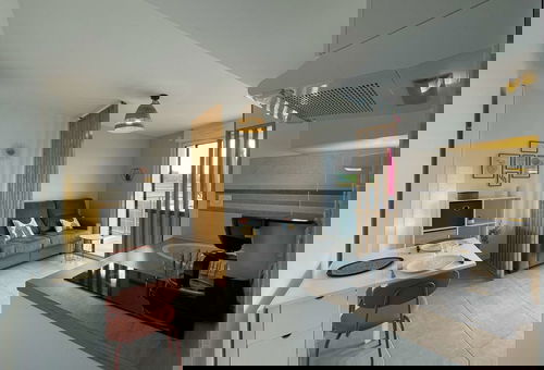 In a new built residence, next to the harbor - La Rochelle.