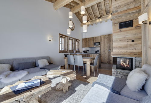 Situé dans le quartier du Fornet à Val d'Isère.