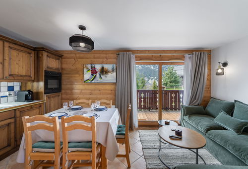Pleasant apartment with terrace close to the slopes and shops - Meribel Village