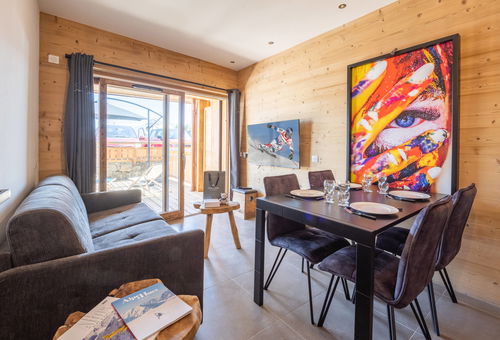 Apartment  Gentianes002 in resort centre