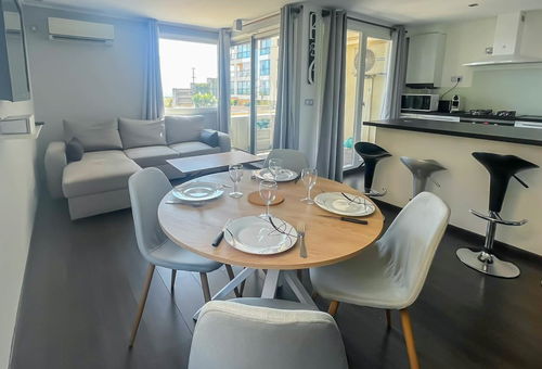 Beautiful T3, Terrace  with Sea View, AC and Parking - BENAKEY