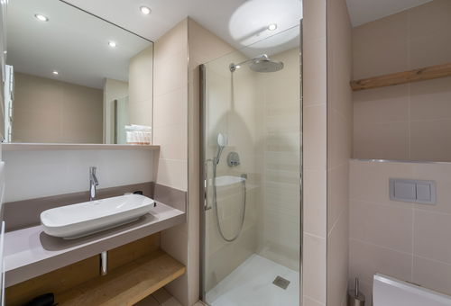 Pleasant apartment in the heart of the village, 5 minutes from la Chaudanne -...
