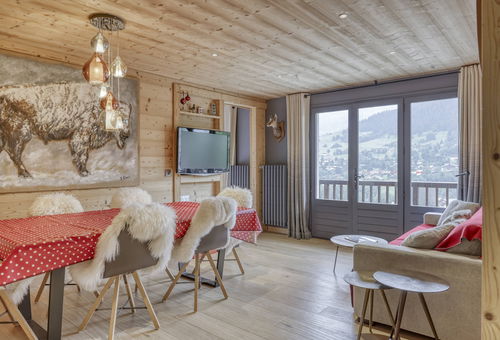 Agréable appartement familial avec une vue sur le Mont Blanc, situé à 2km du...