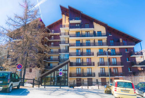 Risoul 1850 (05) – Upper station sector – Résidence Le Diamant...