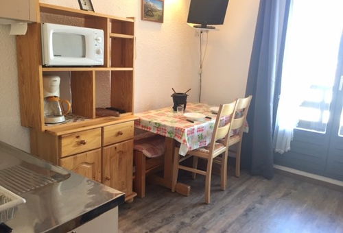 Risoul 1850 (05) - Unteres Resortgebiet - Le Chamois Studio Residence - ...