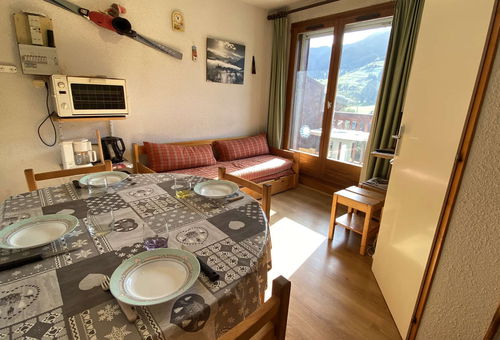 Praz-sur-Arly (74) - Résidence Chalet du Charvin
Studio with cabin and...