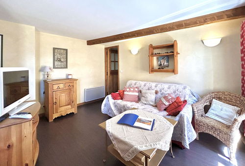 Briançon (05) - Cité Vauban - Apartment in character building 3...