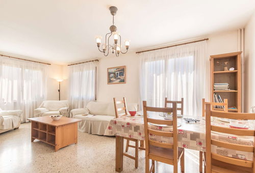Briançon (05) - Quartier Avenue du Lautaret - Appartement dans maison
4...