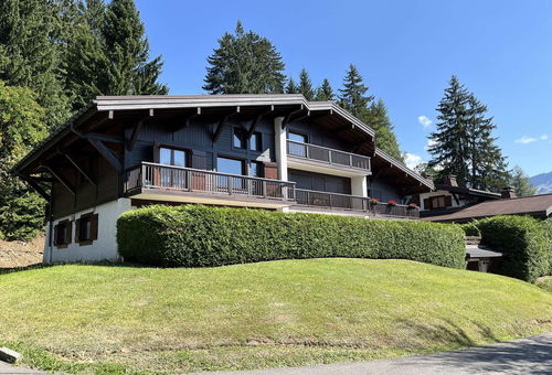 Exceptional location, 400m from the Mont d'Arbois ski lift.