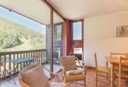 Coolidge, Chantemerle (05) Appartement  - 3éme étages
- 40m² environ - 6...