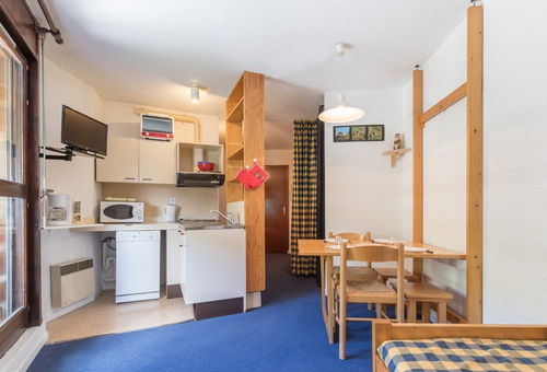 Serre d 'Aigle, Chantemerle (05) Appartement 704 -  3ème étage
Studio - 22m²...