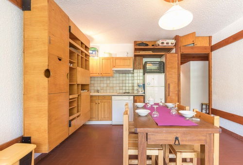 Chantemerle (05), Nivéoles - Appartement 406
Agréable 2 pièces coin montagne...