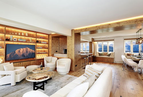 Cosy, contemporary duplex apartment in the centre of Courchevel 1850