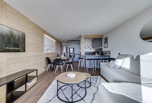 Au coeur de Tignes le Lac, proche des pistes et des commerces.