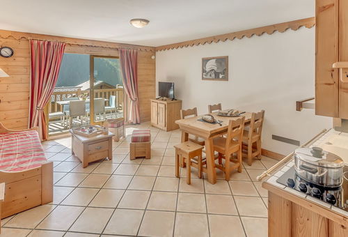 LES ALPAGES de CHAMPAGNY - 3 ROOMS 6 people - 58m² - Floor 2 This...