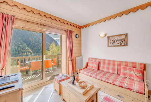 LES ALPAGES de CHAMPAGNY - 3 ROOMS 6 people - 49m² - Floor -2 This...