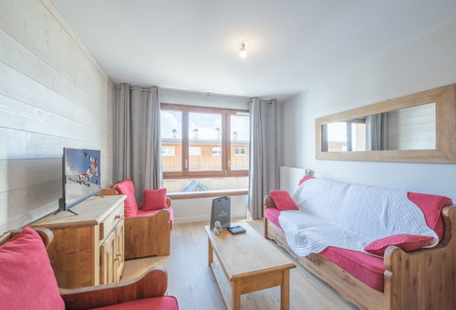 Close to the ski slopes and all the amenities you need to make the most of...