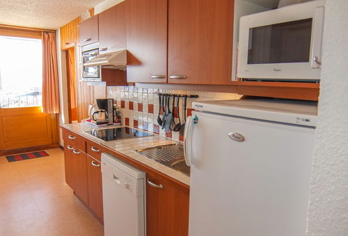 Apartment 2 bedroom Les Belleville