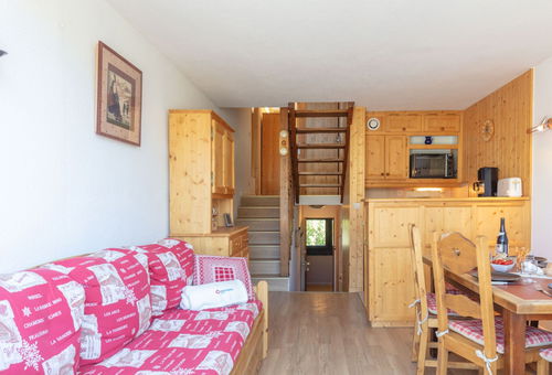 Apartment 2 bedroom Les Belleville