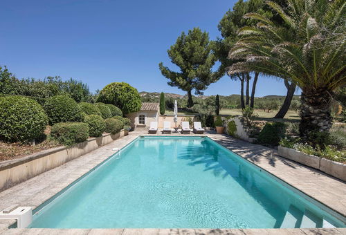 SEASONAL RENTAL MOURIES - AUTHENTIC MAS IN PROVENCE!