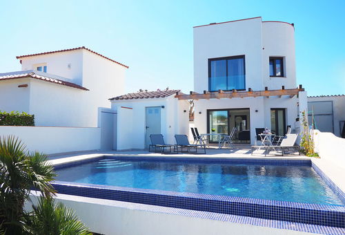 Villa 3 bedroom Empuriabrava
